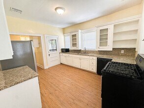 659 Kirby Pl in Shreveport, LA - Building Photo - Building Photo