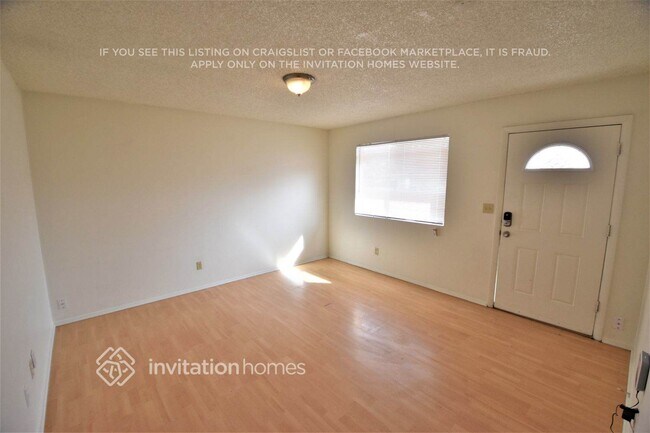 3716 E Beverly Ln in Phoenix, AZ - Building Photo - Building Photo