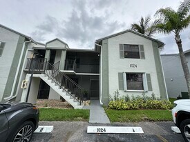 1024 S Independence Dr, Unit A in Homestead, FL - Building Photo