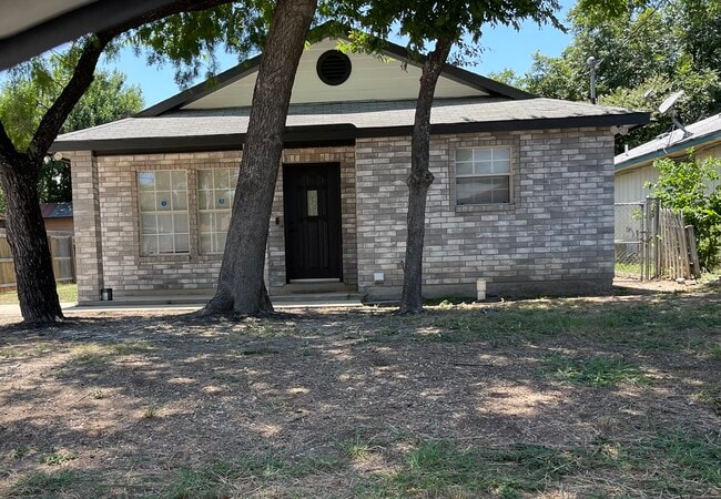 property at 2427 Wescott Ave