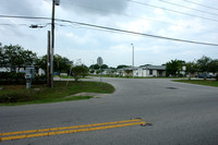 Crystal Lakes Manor in Pinellas Park, FL - Foto de edificio - Building Photo