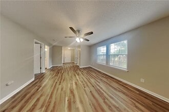 7865 Lake Terrace in Douglasville, GA - Building Photo - Building Photo