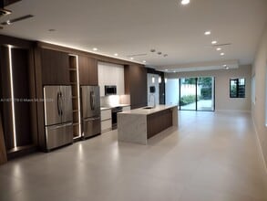 3437 SW 1st Ave in Miami, FL - Building Photo - Building Photo