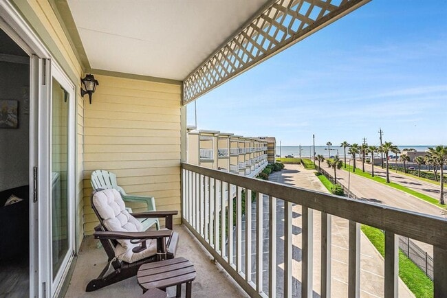 property at 6300 Seawall Blvd