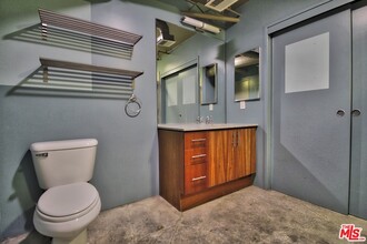 1130 Flower St in Los Angeles, CA - Building Photo - Building Photo
