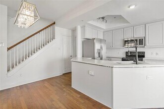 5617 Lindell Ave in Dallas, TX - Building Photo - Building Photo