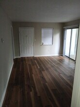 203 Clarendon St, Unit 203 in Orangeburg, SC - Foto de edificio - Building Photo