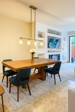 10450 Wellington Parc Dr in Wellington, FL - Building Photo - Building Photo