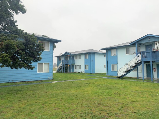 Driftwood Apartments in Crescent City, CA - Building Photo - Building Photo