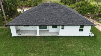 3111 W 17th St in Lehigh Acres, FL - Building Photo