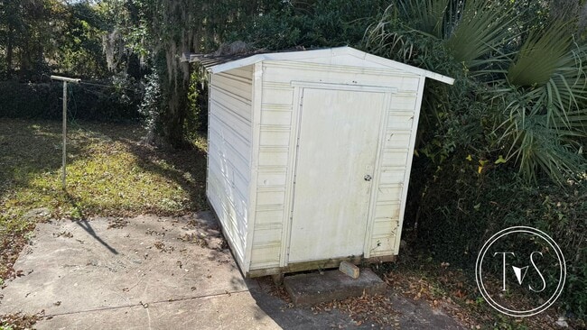 1011 W 53rd St in Savannah, GA - Building Photo - Building Photo