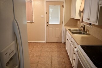 1205 Royalty Ave in Odessa, TX - Building Photo - Building Photo