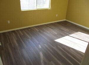 8770 S Cadence Crossing Way in Las Vegas, NV - Building Photo - Building Photo
