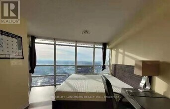 83 Borough Dr in Toronto, ON - Building Photo - Building Photo