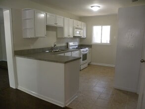 10308 Libby Ln in Dallas, TX - Foto de edificio - Building Photo