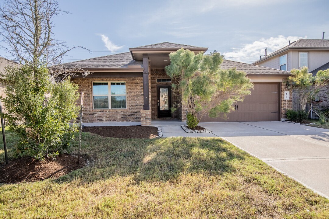 1407 Wheatland Terrace Ln in Missouri City, TX - Building Photo