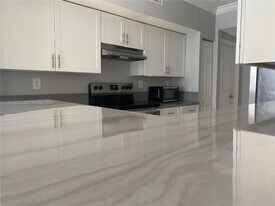 11601 SW 2nd St in Pembroke Pines, FL - Building Photo