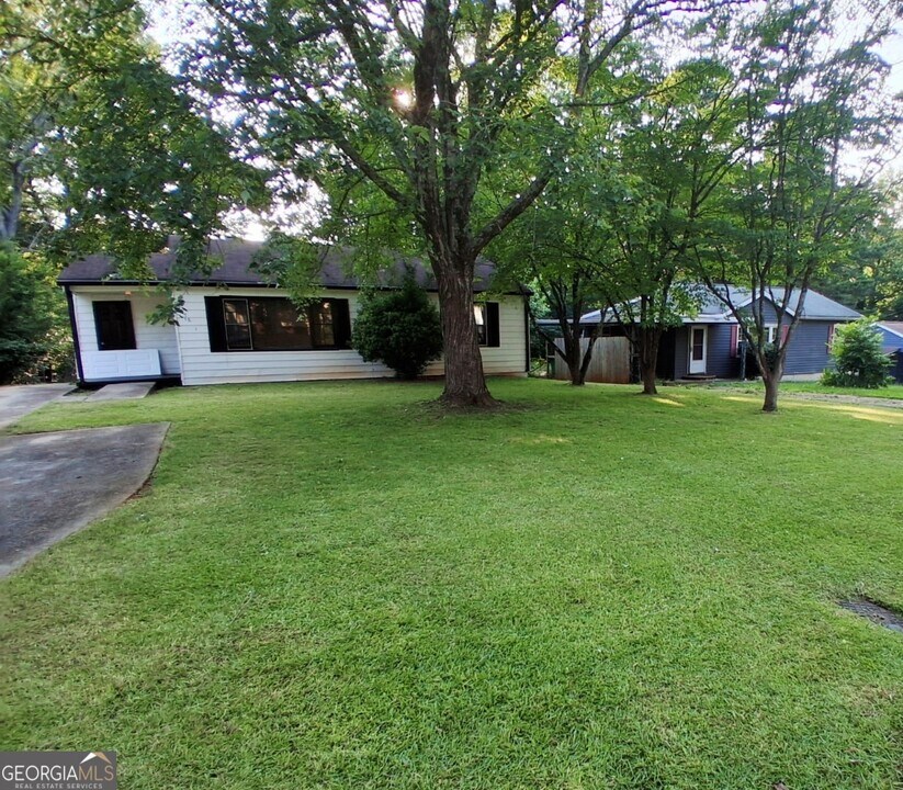 1781 Ledo Ave in Decatur, GA - Building Photo