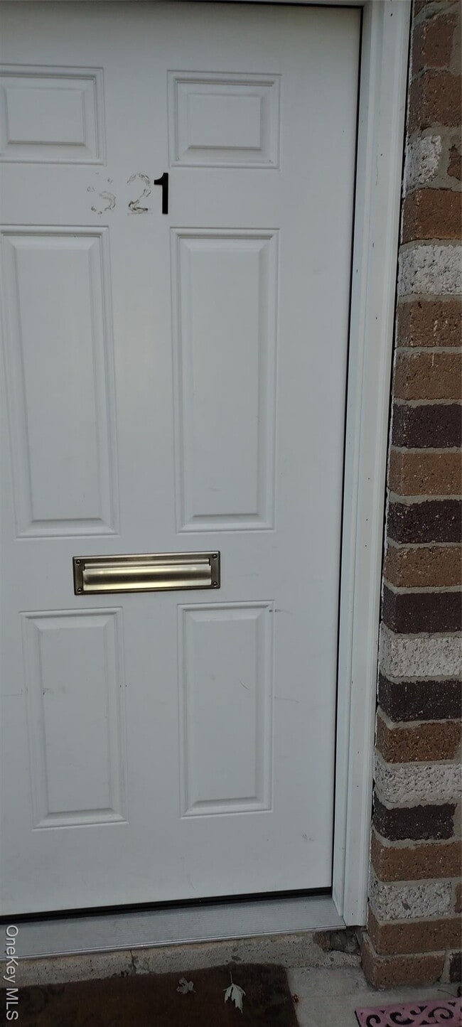 property at 21 Sierra Ct