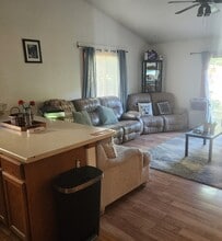 257 Lupine Dr in New Castle, CO - Building Photo - Building Photo