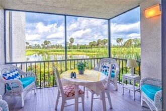 5553 NE Gulfstream Way in Stuart, FL - Building Photo - Building Photo