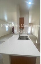 9262 W Sheridan St in Phoenix, AZ - Building Photo - Building Photo