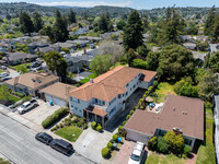 2836-2838 Flores St in San Mateo, CA - Foto de edificio - Building Photo