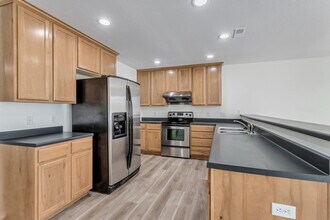 2867 W 400 S in Lehi, UT - Building Photo - Building Photo