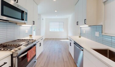 20200 Lucille Ave in Cupertino, CA - Building Photo - Building Photo
