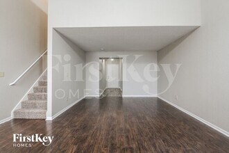 8145 Maple Stream Ln in Indianapolis, IN - Building Photo - Building Photo