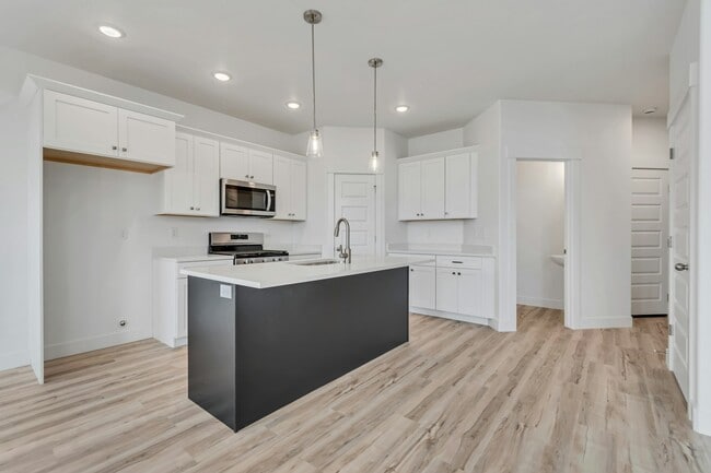 property at 4650 Alder Dr