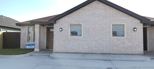 property at 634 Marrs Ave