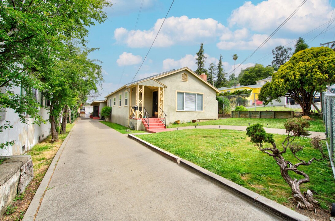 3519 68th Ave in Oakland, CA - Building Photo