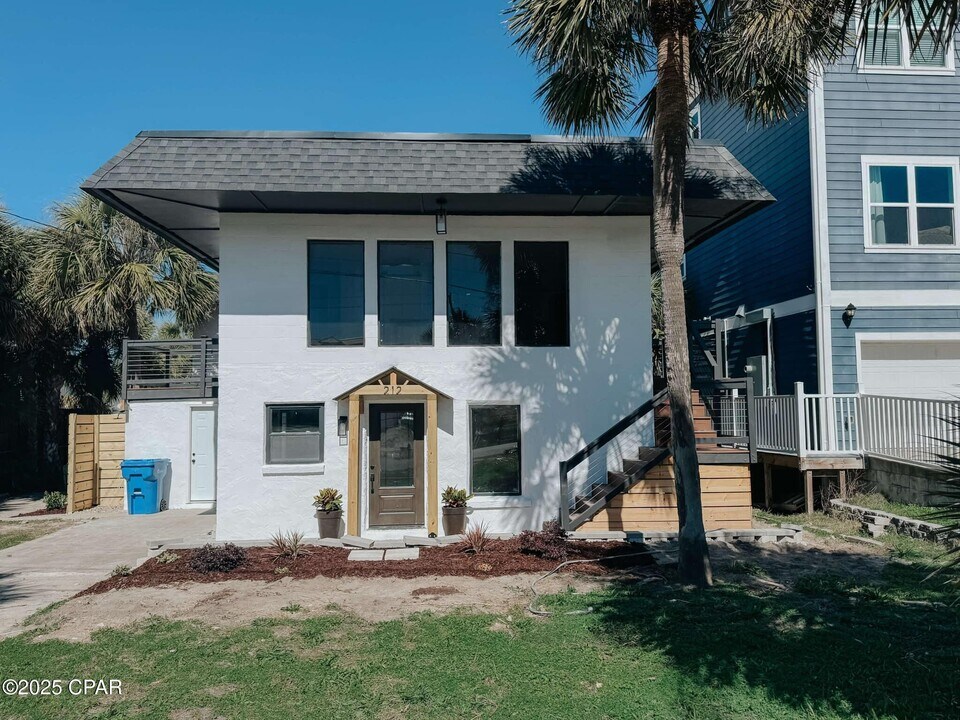 212 Gulf Ln in Panama City Beach, FL - Building Photo