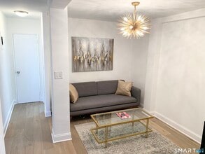 700 Summer St in Stamford, CT - Building Photo - Building Photo