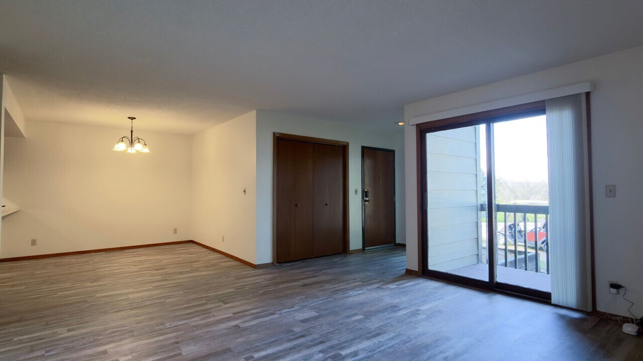 3901 Doral Dr in Rapid City, SD - Building Photo