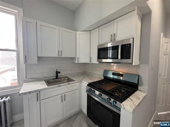 707 2nd St in Union City, NJ - Building Photo - Building Photo