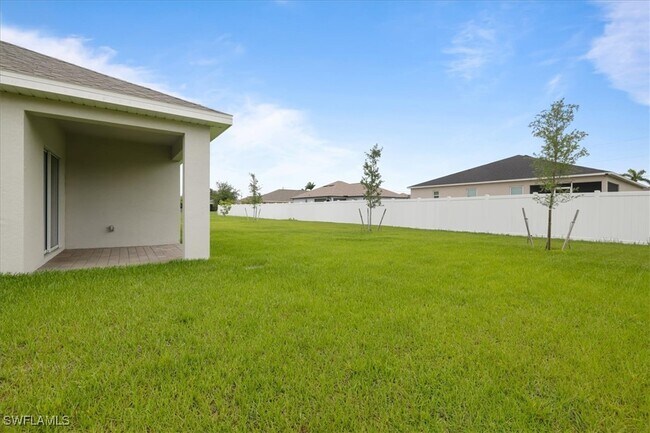 property at 1523 SW 19th Pl