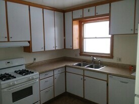 3275 Cannon St, Unit 3275 in Hastings, MN - Building Photo