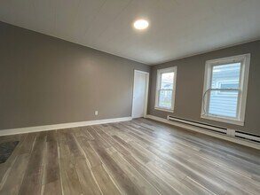 1222 Main St in Northampton, PA - Building Photo - Building Photo