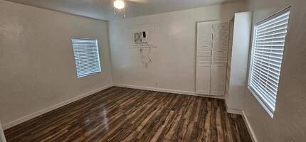 6004 Martin Luther King Jr Blvd in Sacramento, CA - Building Photo - Building Photo
