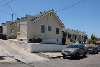 2601-19 Wightman St in San Diego, CA - Building Photo - Building Photo