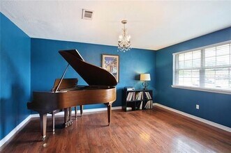 2005 Satsuma Ave in Metairie, LA - Building Photo - Building Photo