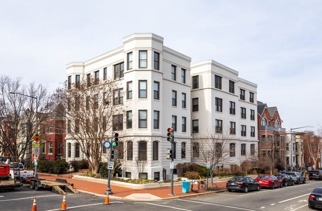 The Dorset in Washington, DC - Building Photo