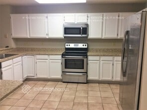 9725 Fox Chapel Rd in Tampa, FL - Building Photo - Building Photo