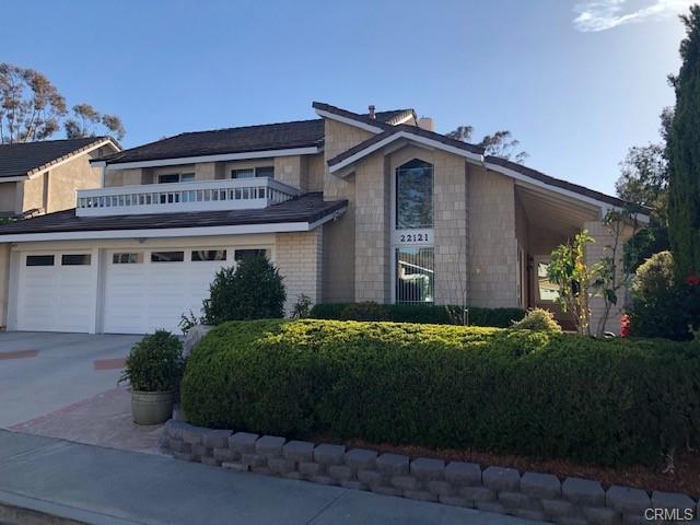 22121 Apache Dr in Lake Forest, CA - Building Photo