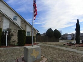 209 Overleaf Dr in Keller, TX - Building Photo