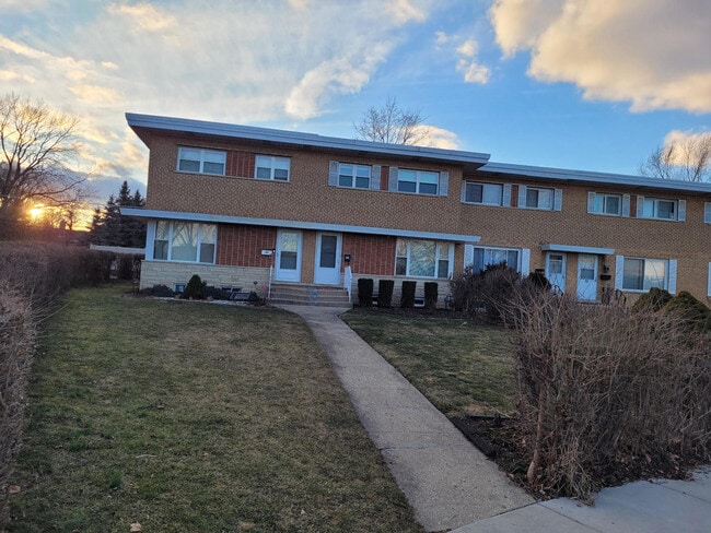property at 52 N Albert St