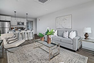 1020 Germantown Ave, Unit 2 in Philadelphia, PA - Building Photo - Building Photo