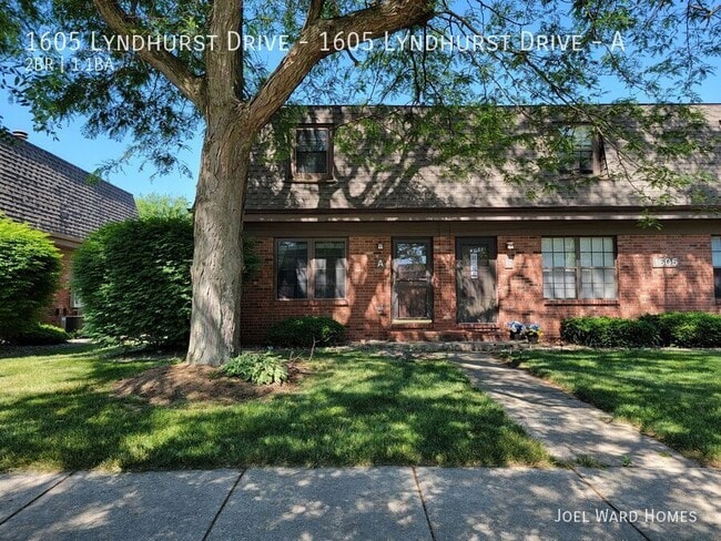 property at 1605 Lyndhurst Dr